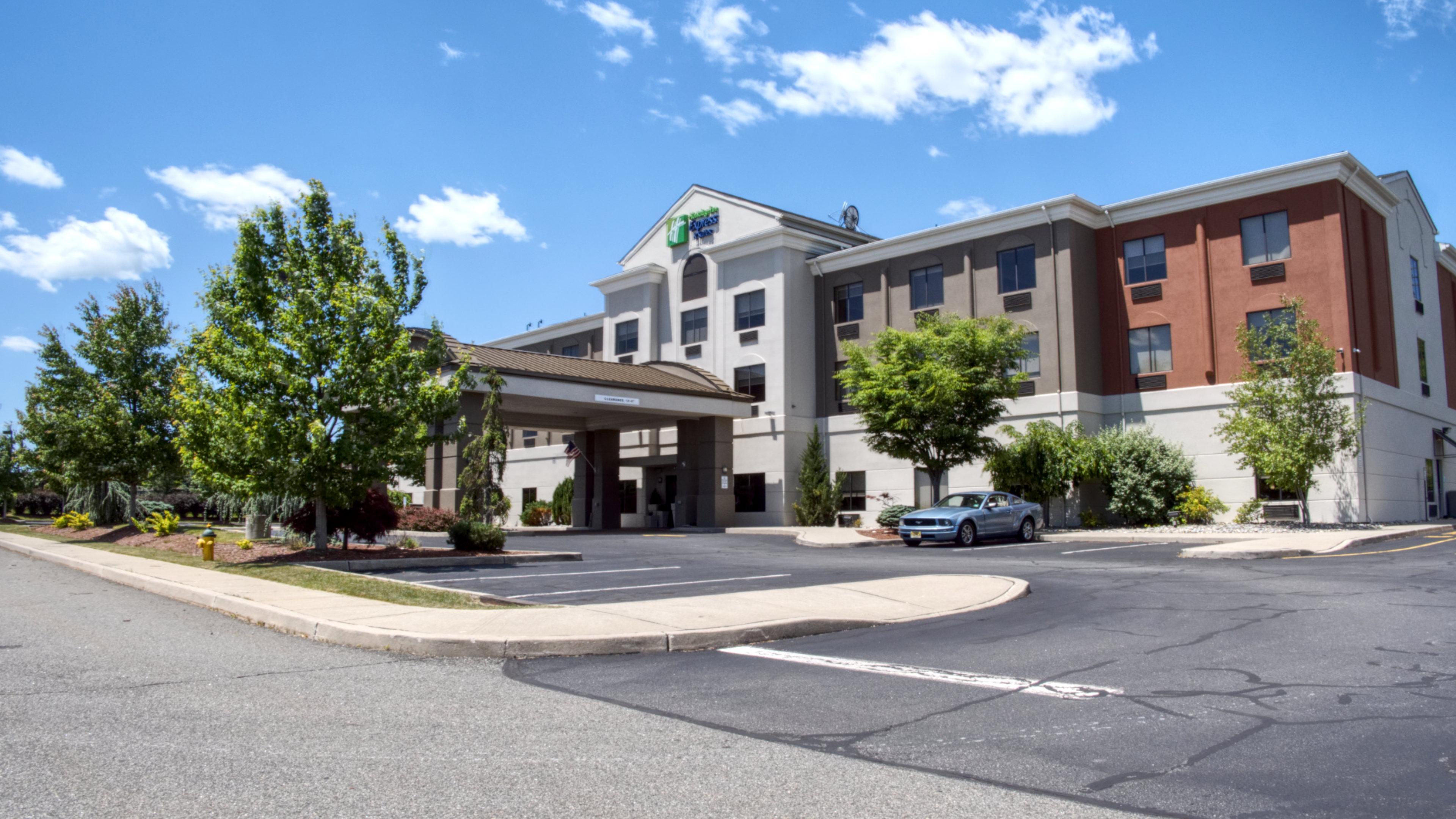 Holiday Inn Express Hotel & Suites Newton Sparta By Ihg Buitenkant foto