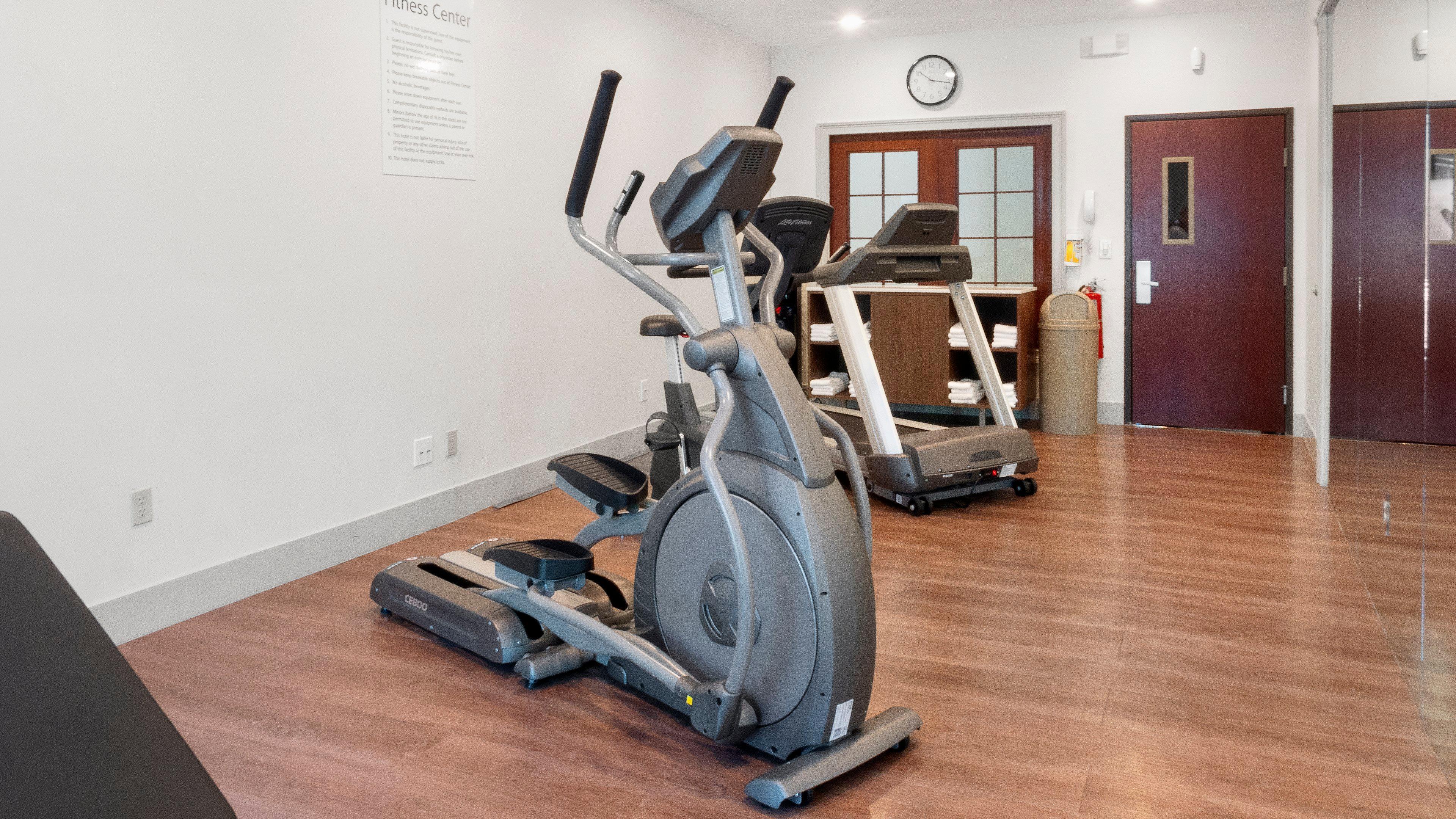 Holiday Inn Express Hotel & Suites Newton Sparta By Ihg Buitenkant foto